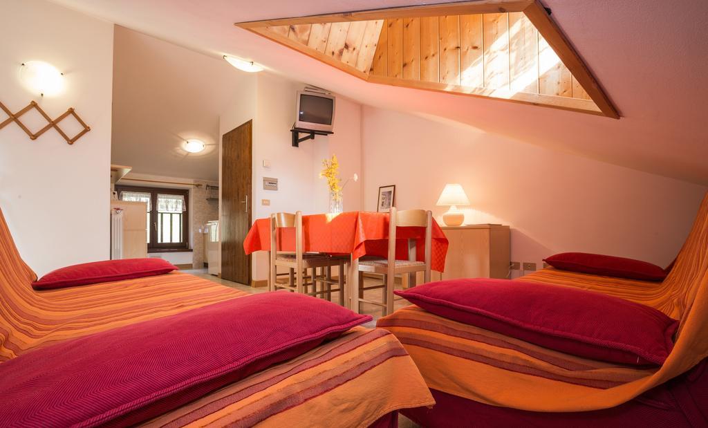 Ca Serena Mansarda Val Maria-Pur Extérieur photo